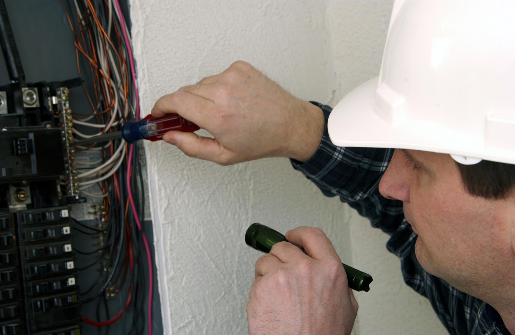 How to Identify a Bad Circuit Breaker All Suburban Electric